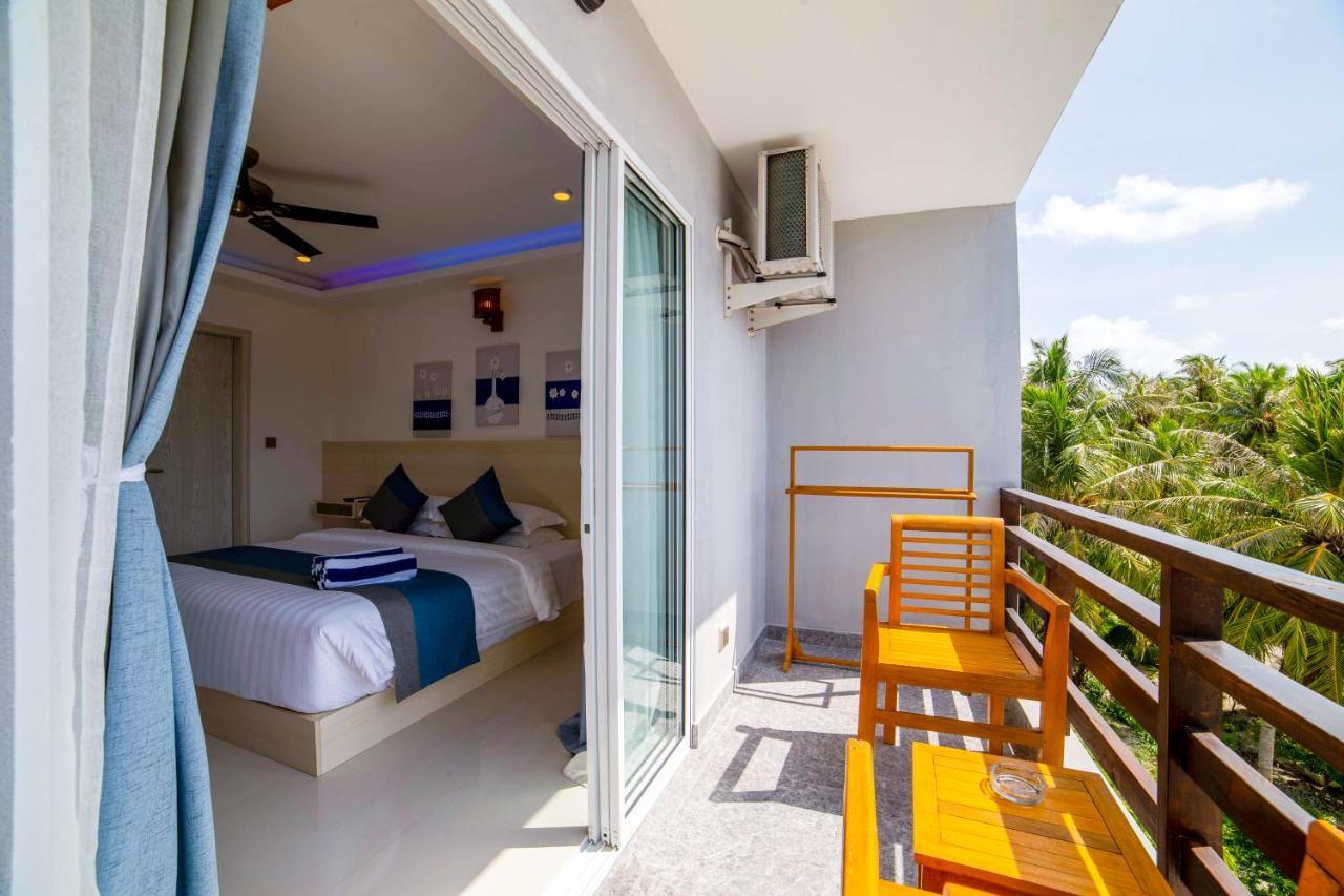 דהיגורה Grand Beach Dhigurah מראה חיצוני תמונה